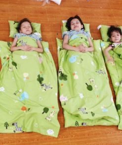 Chăn cho bé đi học mẫu giáo, tiểu học, mầm non tiện lợi